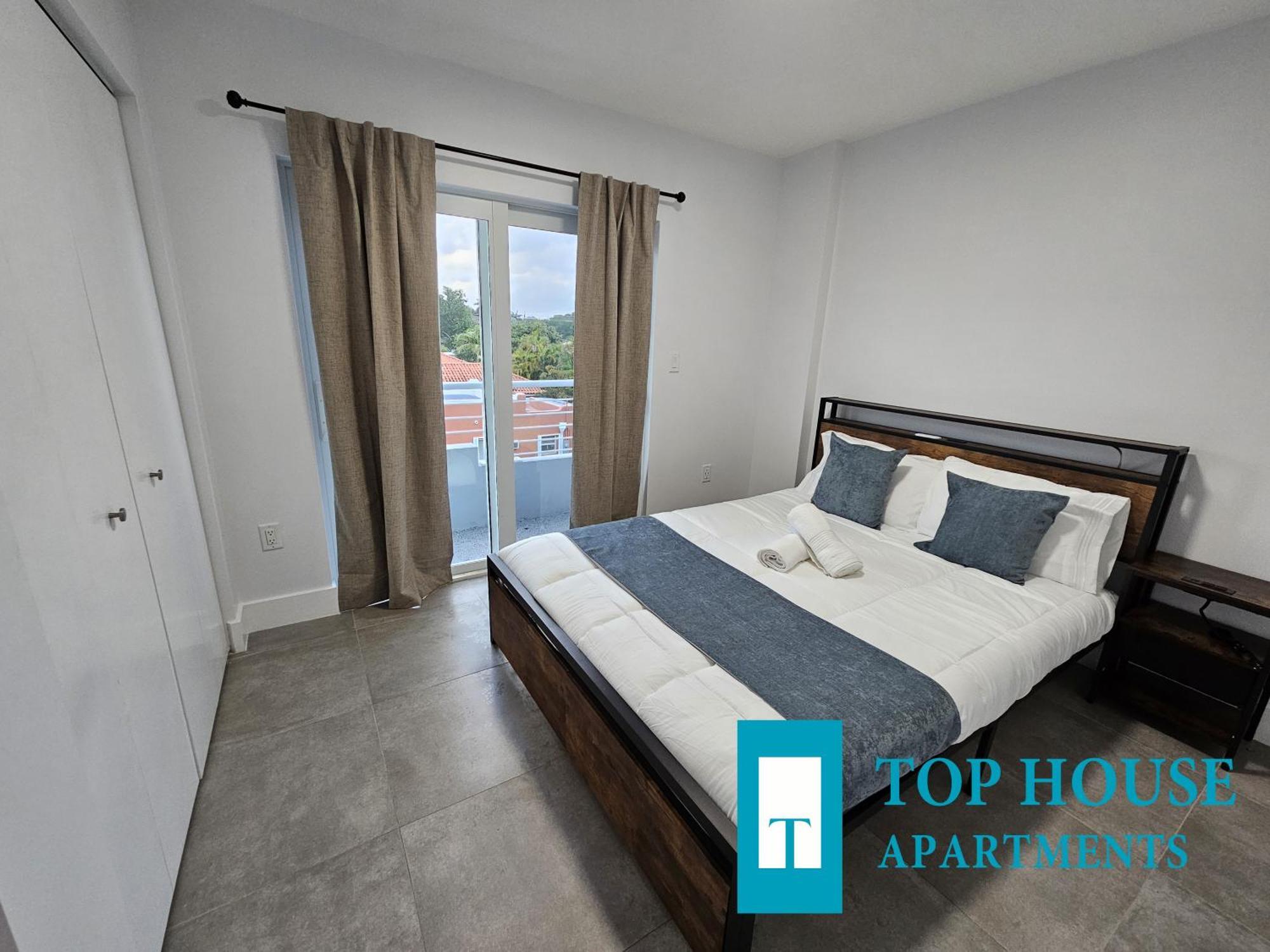 645 Airport Top House Apartments Miami Exterior foto